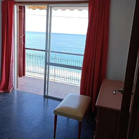 Al Despertar El Mar Apartment
