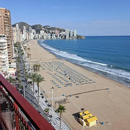 Al Despertar El Mar *