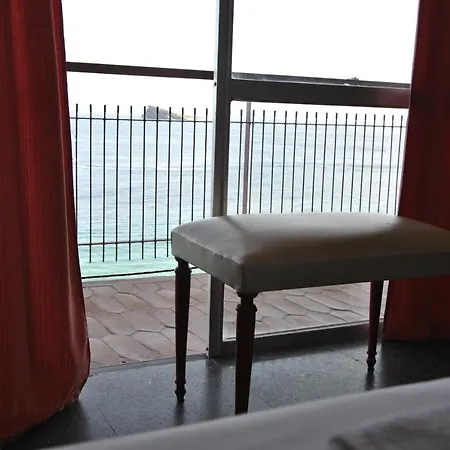 Al Despertar El Mar *